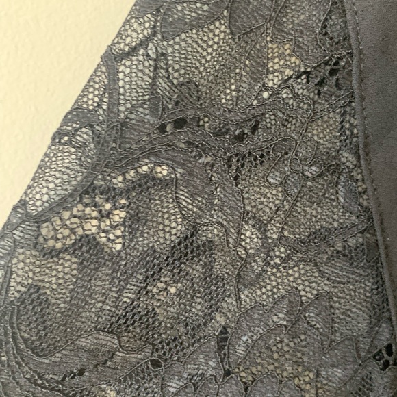 Black lace kimono - Picture 5 of 7
